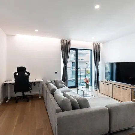 Apartment Whiteaura I 1 Bedroom W Parking Bucharest